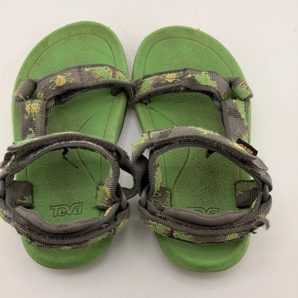 Teva Kids Hurricane XLT 2 Green Dinosaur Print Sport Sandals 1019391T Size 7T